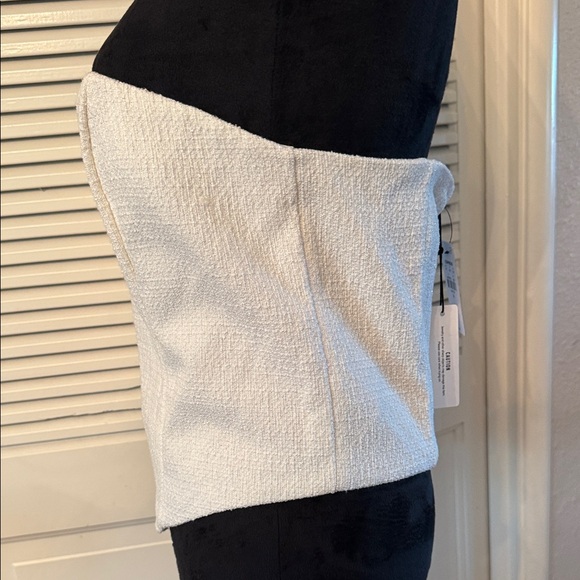 Express White Textured Zip-Up Top - Picture 5 of 5